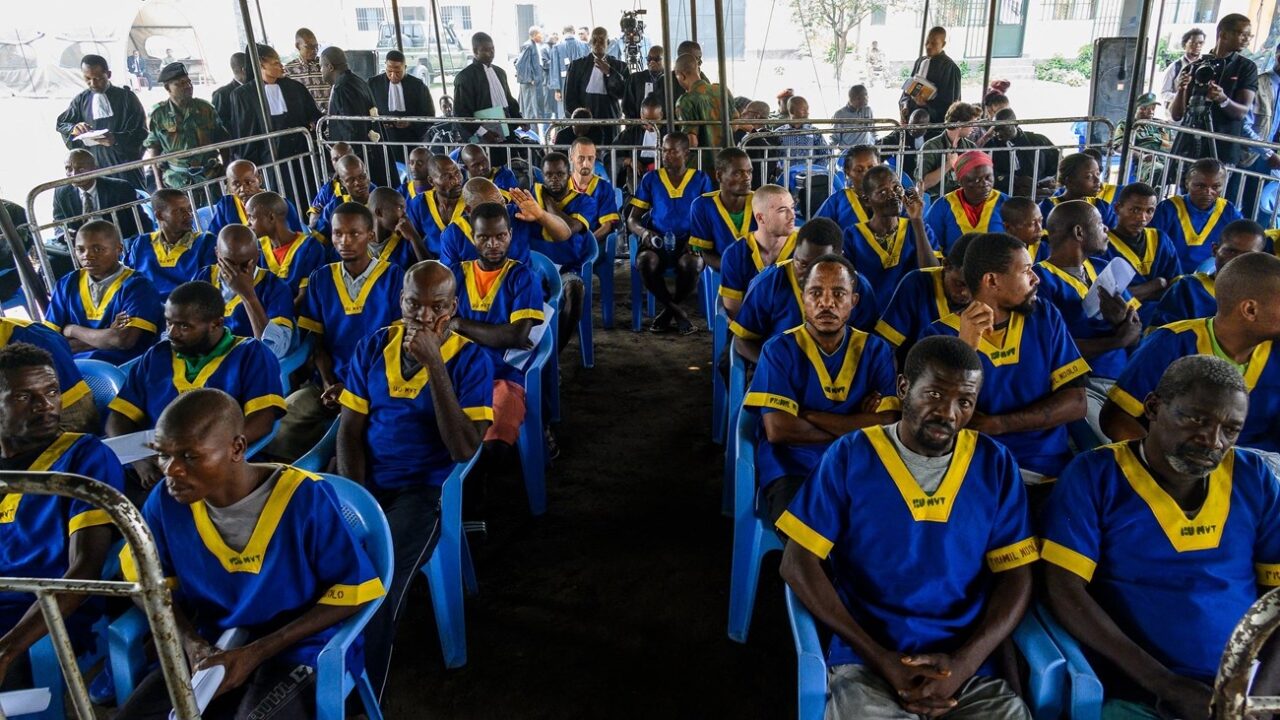 الكونغو الديمقراطية: ضمنهم ستة أجانب..الحكم على 37 شخصا بالإعدام في قضية “محاولة الانقلاب