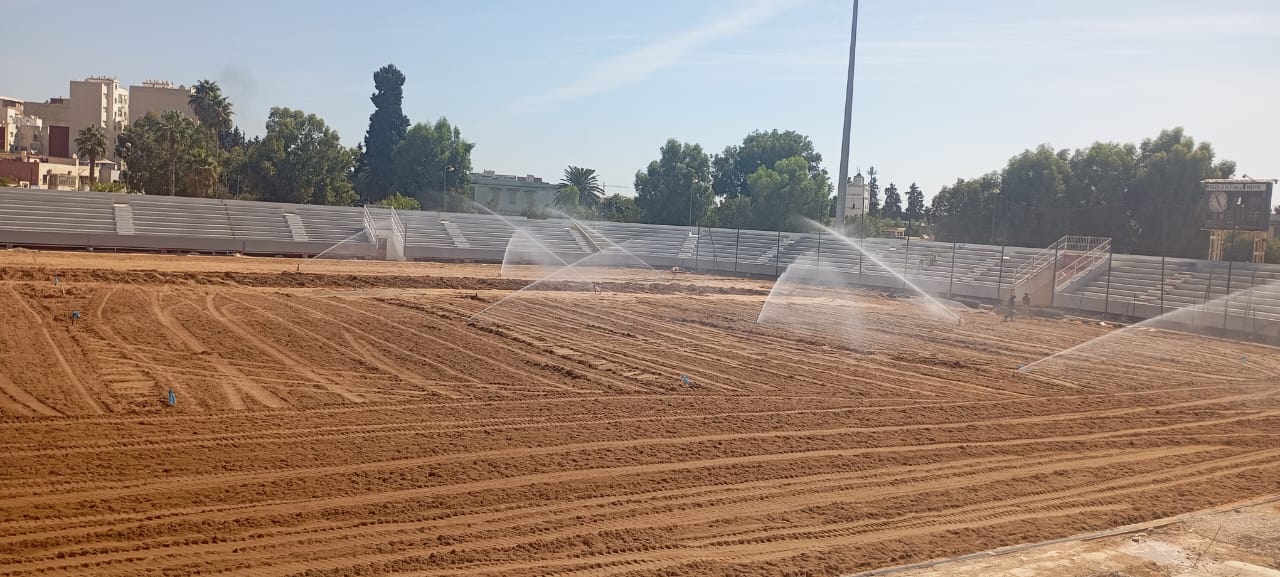 عامل مكناس يواكب عملية الإصلاح والترميم للملعب الشرفي ويدعو الى توجيه رسالة شكر الى رئيس الجامعة الملكية لكرة القدم عامل مكناس يواكب عملية الإصلاح والترميم للملعب الشرفي ويدعو الى توجيه رسالة شكر الى رئيس الجامعة الملكية لكرة القدم