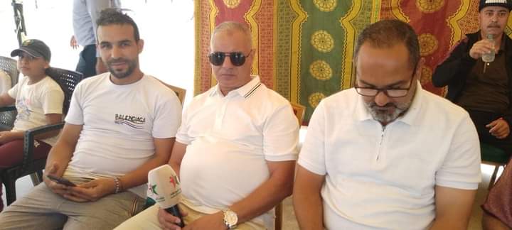 جمعية المدينة للصحافة والإعلام وجمعية النجوم لتكوين الشباب تنظمان حفل تكريم للمحتفى به حميد لزعر الملقب ب ولد لالى عائشة