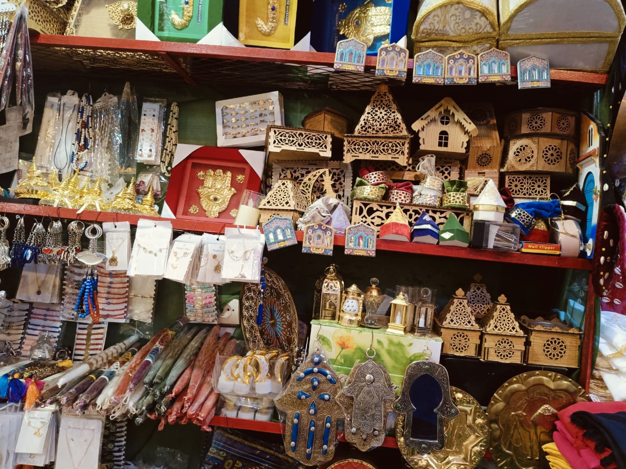 موسم سيدي علي بن حمدوش أكسجين إنعاش قرية بقاعدة جبل زرهون.