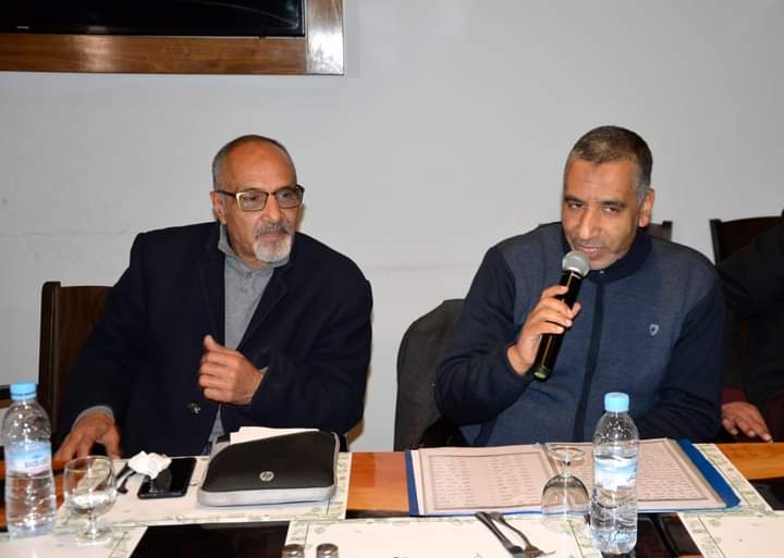 الاستاذ الجليل محمد الامامي يشكر ويقدر الشاعر سي ادريس الزاردي الاستاذ الجليل محمد الامامي يشكر ويقدر الشاعر سي ادريس الزاردي