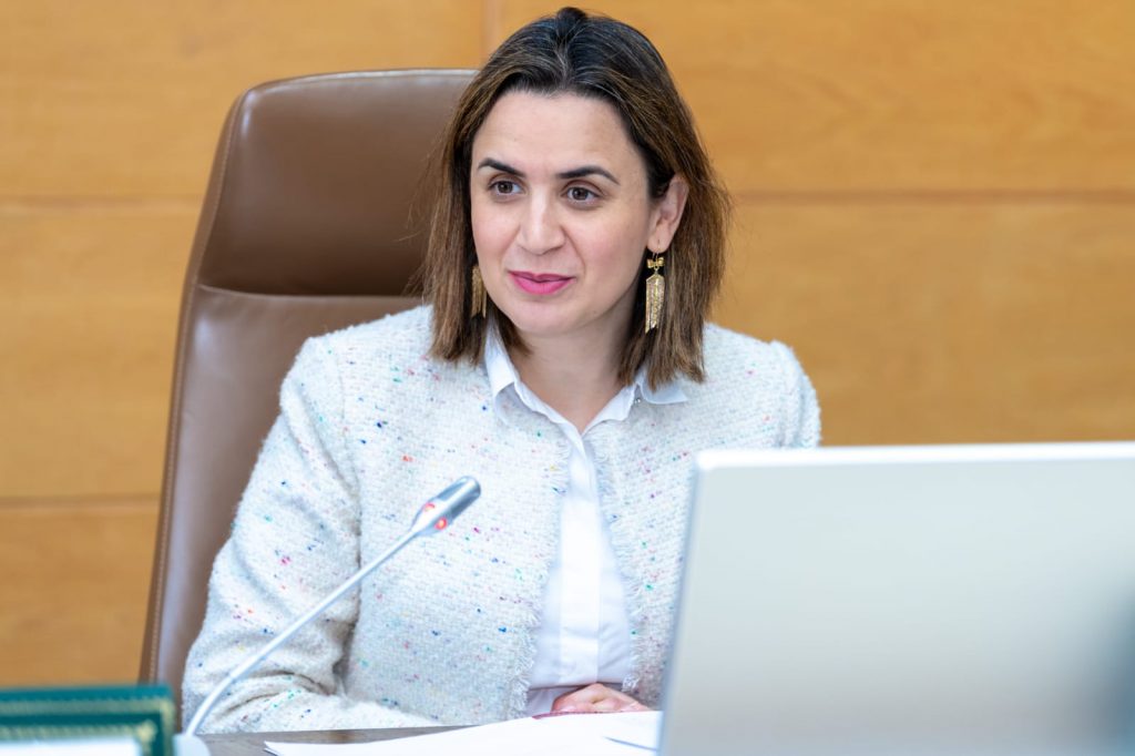 المناظرة الثانية للصناعات الثقافية والإبداعية.. الرأسمال البشري رافعة للانتقال الرقمي (السيدة مزور) المناظرة الثانية للصناعات الثقافية والإبداعية.. الرأسمال البشري رافعة للانتقال الرقمي (السيدة مزور)