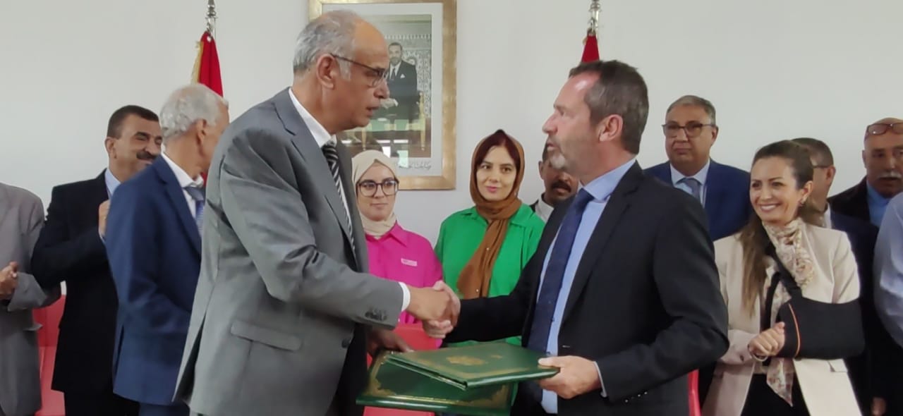 إنطلاق التكوين في فن الخزف المكناسي تحث شعار  