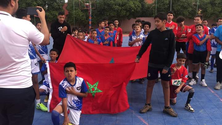 فروع مكناس للمنظمة المغربية للطفولة والشباب تنظم دوري المنظمة المغربية في كرة القدم بالملعب السوسيو رياضي بويسلان. فروع مكناس للمنظمة المغربية للطفولة والشباب تنظم دوري المنظمة المغربية في كرة القدم بالملعب السوسيو رياضي بويسلان.