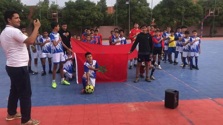 فروع مكناس للمنظمة المغربية للطفولة والشباب تنظم دوري المنظمة المغربية في كرة القدم بالملعب السوسيو رياضي بويسلان. فروع مكناس للمنظمة المغربية للطفولة والشباب تنظم دوري المنظمة المغربية في كرة القدم بالملعب السوسيو رياضي بويسلان.