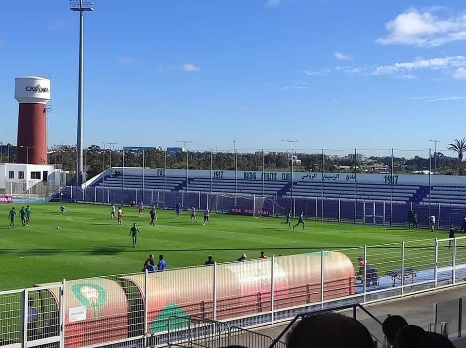 الكوديم ينتصر في الديربي بلا جمهور على المغرب الفاسي بحصة 2-0. الكوديم ينتصر في الديربي بلا جمهور على المغرب الفاسي بحصة 2-0.