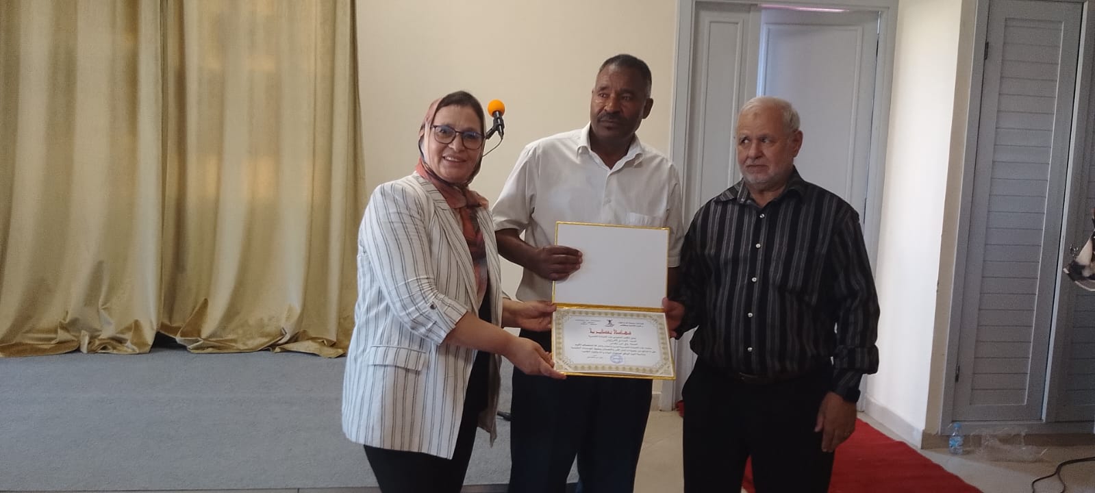 فيدرالية جمعيات أباء وأمهات وأولياء التلاميذ بمكناس بتنسيق مع ثانوية الرياض الإعدادية تنظم حفلا تربويا بمناسبة اليوم الوطني لجمعيات أباء و أمهات و أولياء التلاميذ.