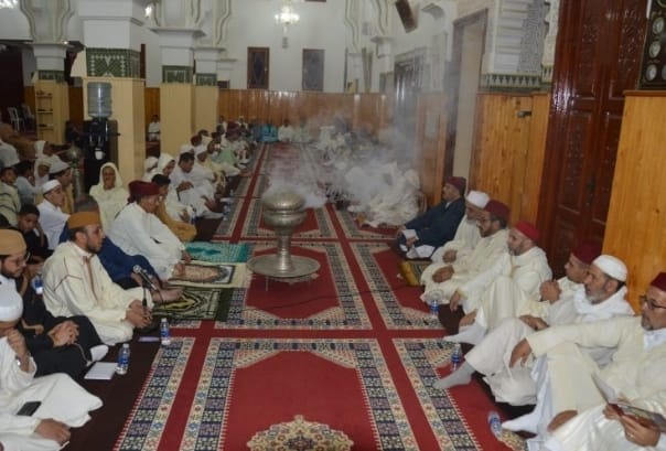 الكاتب العام لعمالة مكناس يترأس حفلا دينيا إحياء الذكرى الـ 26 لوفاة المغفور له جلالة الحسن الثاني قدس الله روحه الكاتب العام لعمالة مكناس يترأس حفلا دينيا إحياء الذكرى الـ 26 لوفاة المغفور له جلالة الحسن الثاني قدس الله روحه