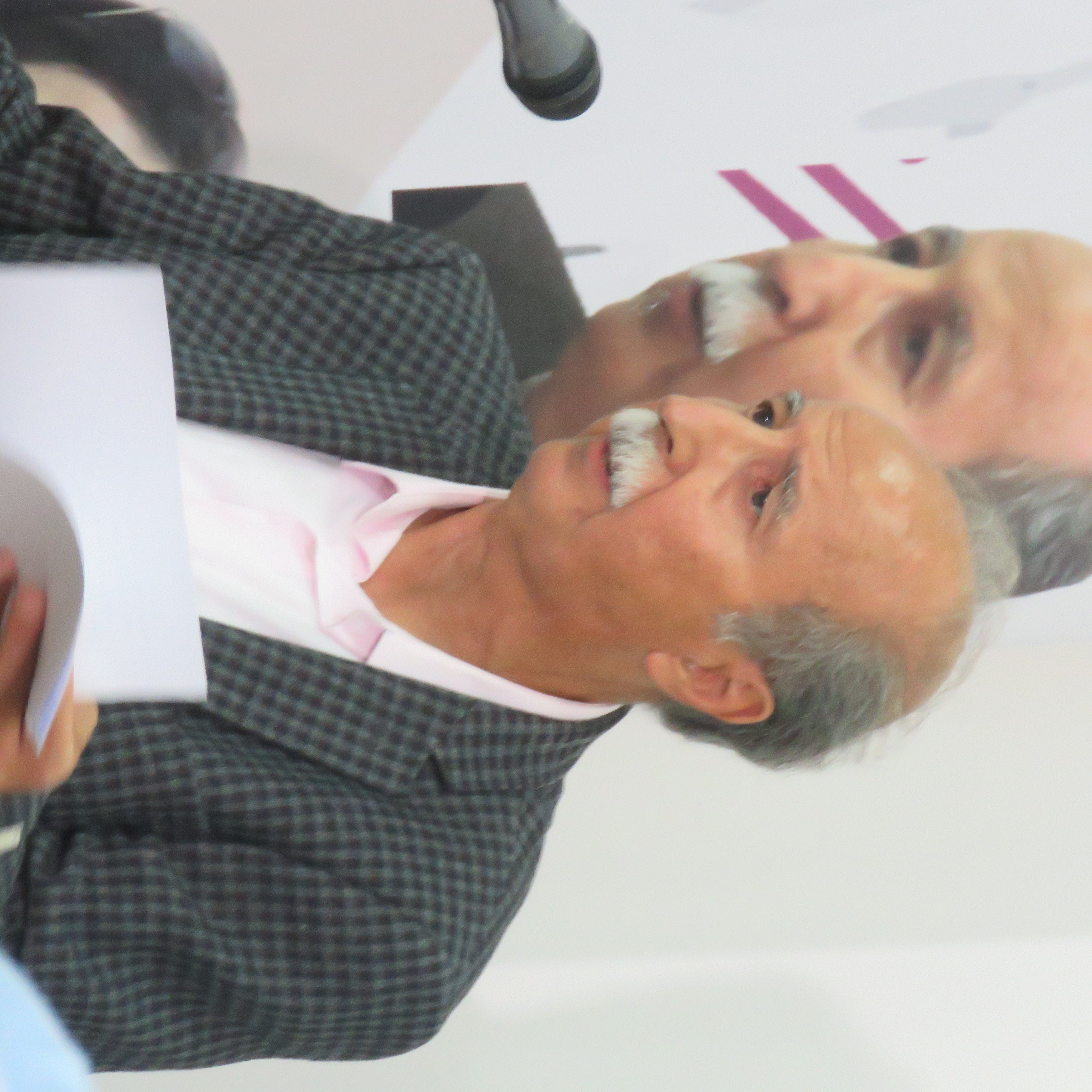 نورالدين الزويتني يقارب موضوع 