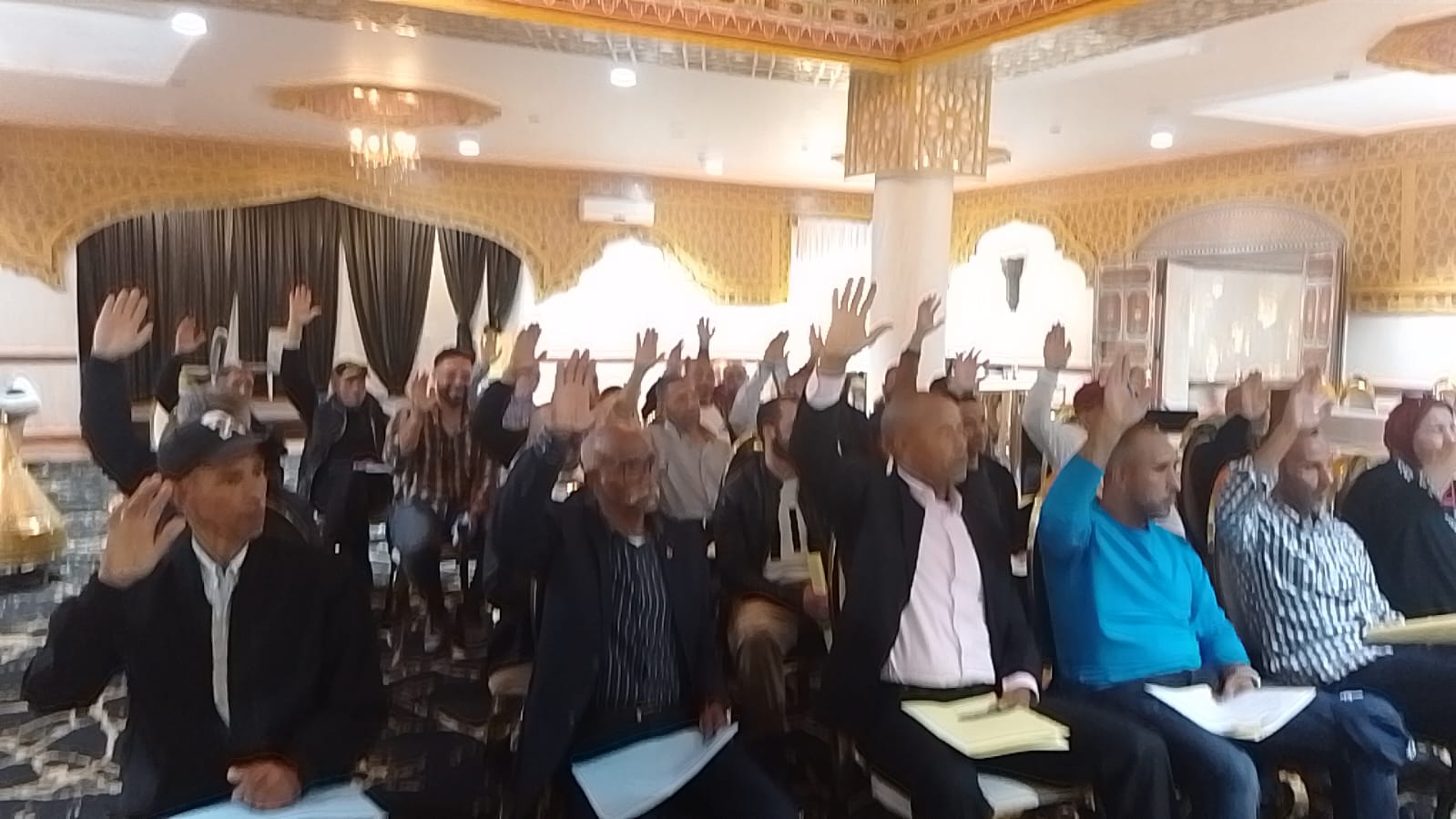 عصبة مكناس الاطلس للكراطي والاساليب المشتركة: تعقد جمعها العام العادي السنوي والغير العادي بقصر السعادة بمكناس. عصبة مكناس الاطلس للكراطي والاساليب المشتركة: تعقد جمعها العام العادي السنوي والغير العادي بقصر السعادة بمكناس.