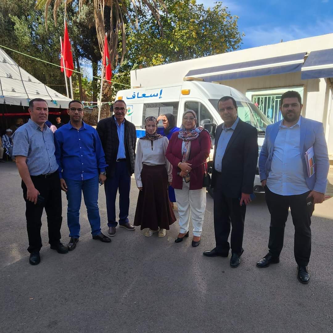 2155  مستفيد من كشف طبي  و 442 عملية للجلالة في قافلة لطب العيون بإقليم صفرو