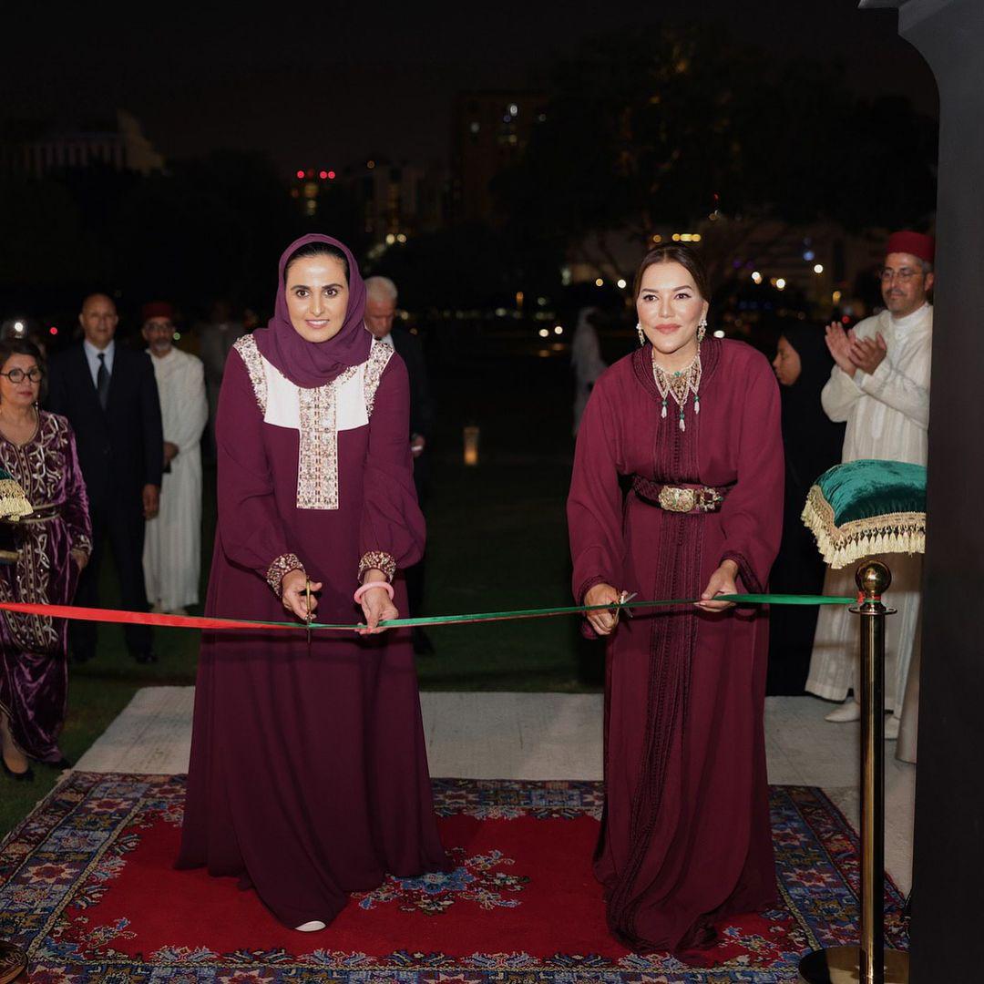 العام الثقافي (قطر- المغرب 2024).. صاحبة السمو الملكي الأميرة للا حسناء، مرفوقة بسعادة الشيخة المياسة بنت حمد آل ثاني ، تدشن بالدوحة الجناح المغربي ” دار المغرب” العام الثقافي (قطر- المغرب 2024).. صاحبة السمو الملكي الأميرة للا حسناء، مرفوقة بسعادة الشيخة المياسة بنت حمد آل ثاني ، تدشن بالدوحة الجناح المغربي ” دار المغرب”