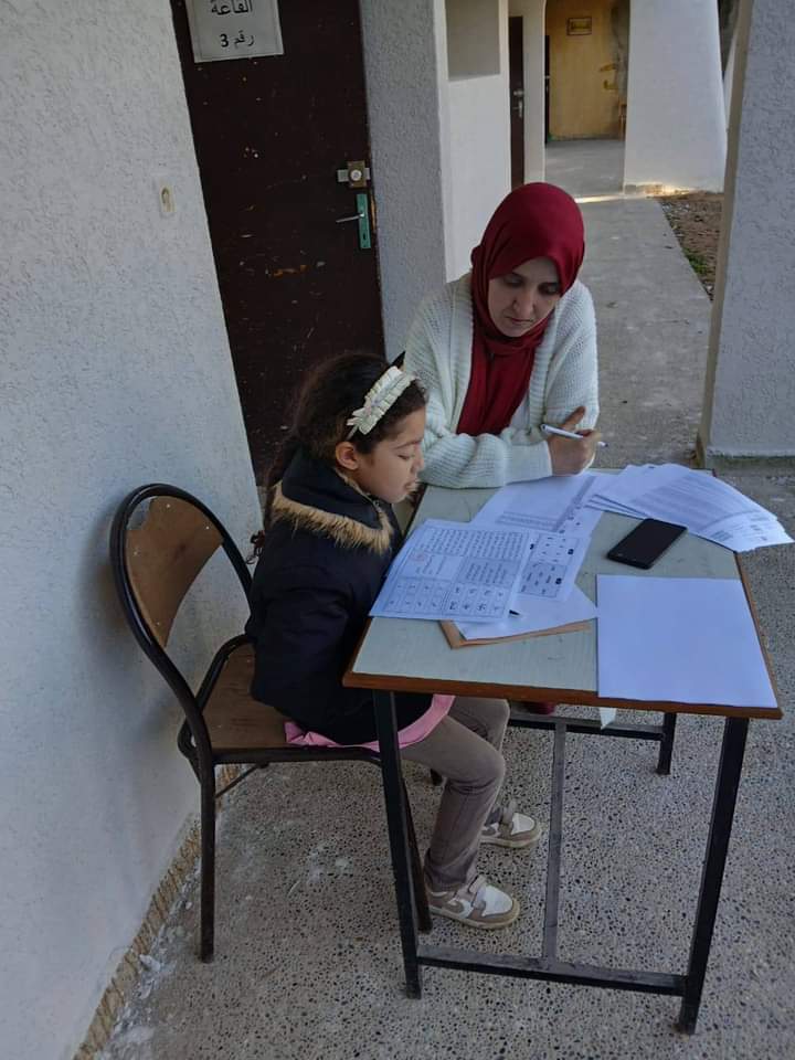 مديرية مكناس: إجراء عملية تمرير روائز الموضعة البعدية مديرية مكناس: إجراء عملية تمرير روائز الموضعة البعدية