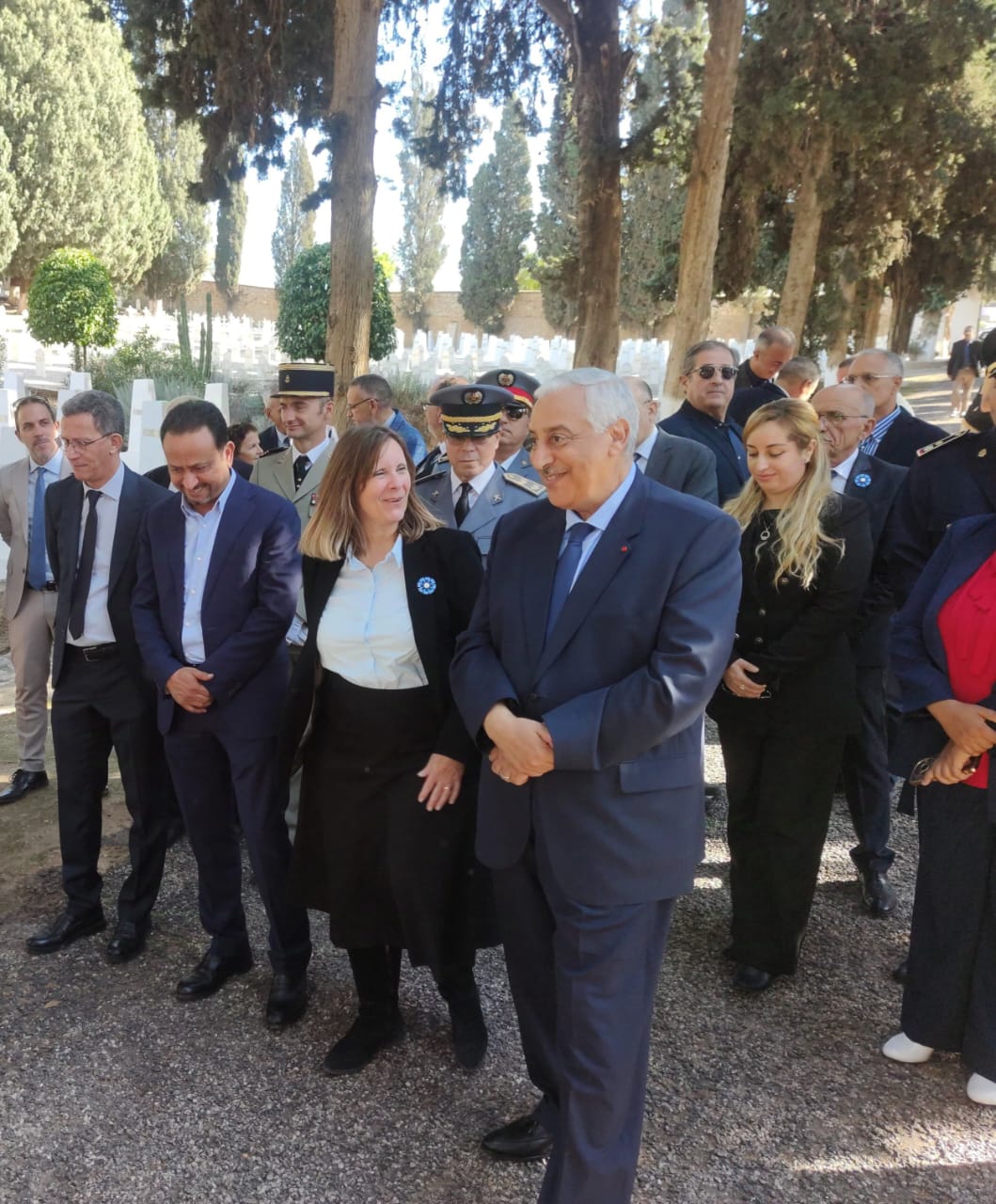 عامل مكناس يزور قبر الجندي المجهول ويترحم على الجنود المغاربة الذين قضو في ساحة الوغى