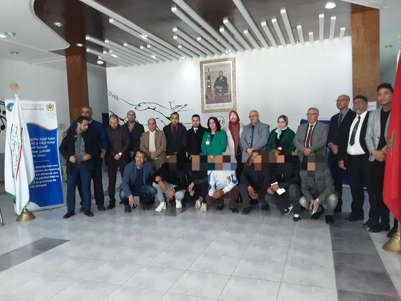 مكناس - نظمت مؤسسة محمد السادس لإعادة إدماج السجناء، اليوم الأربعاء بمكناس، حفل توزيع تجهيزات ومعدات خاصة بمشاريع مدرة للدخل لفائدة 20 نزيلا سابقا بالمؤسسات السجنية، بقيمة 707 ألف و604 درهم.