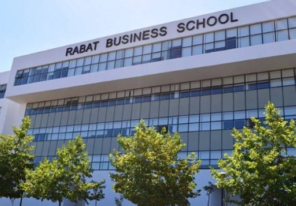مدرسة الرباط لإدارة الأعمال تحتفل بـ “اليوم الدولي” مدرسة الرباط لإدارة الأعمال تحتفل بـ “اليوم الدولي”