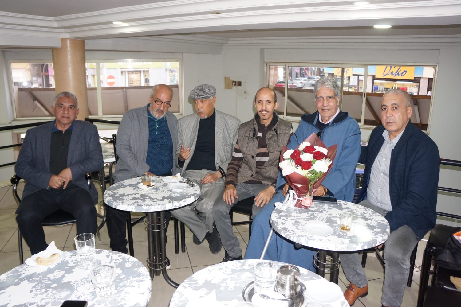 بعد تماثله إلى الشفاء، إعلاميون يجددون الدعوة لإطلاق اسم حميدوش على الملعب البلدي بمكناس