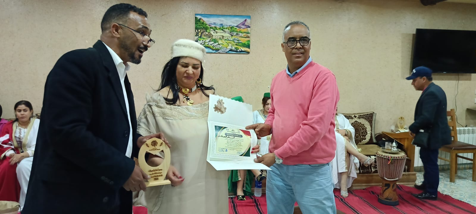 المهرجان الدولي الليالي العربية للشعر مهرجان دولي بطعم محلي