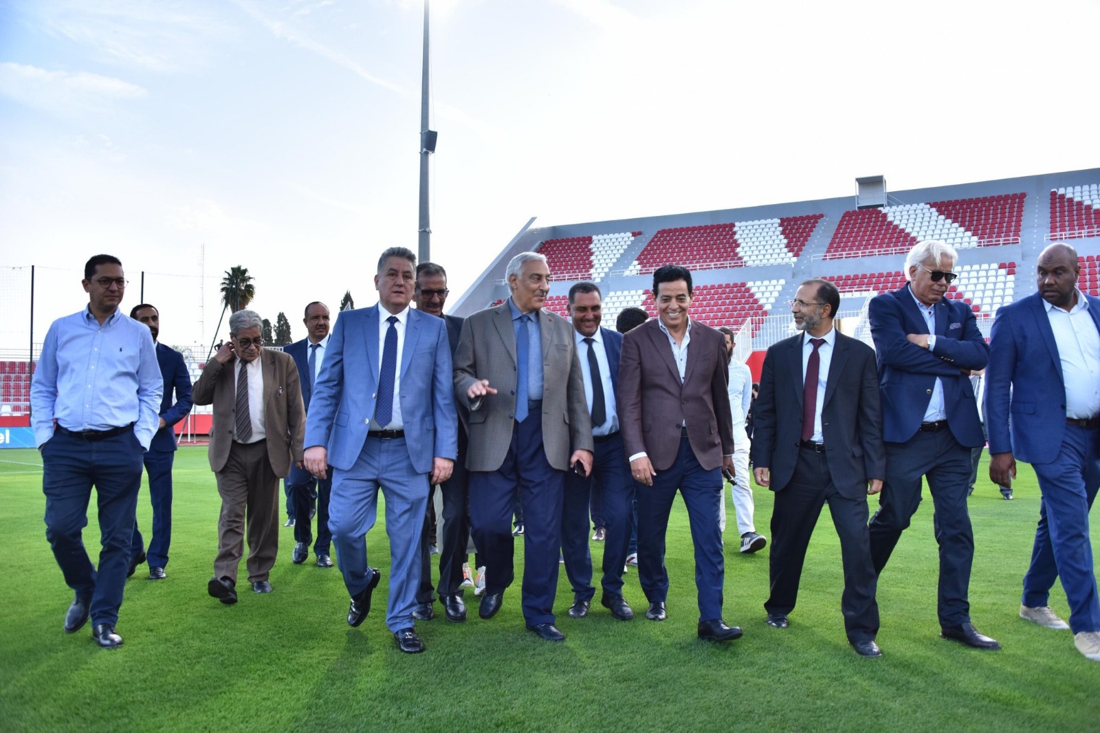 بعد نهاية اشغال إعادة التهيئة... جودار يسلم رسميا الملعب الشرفي الى سلطات مكناس