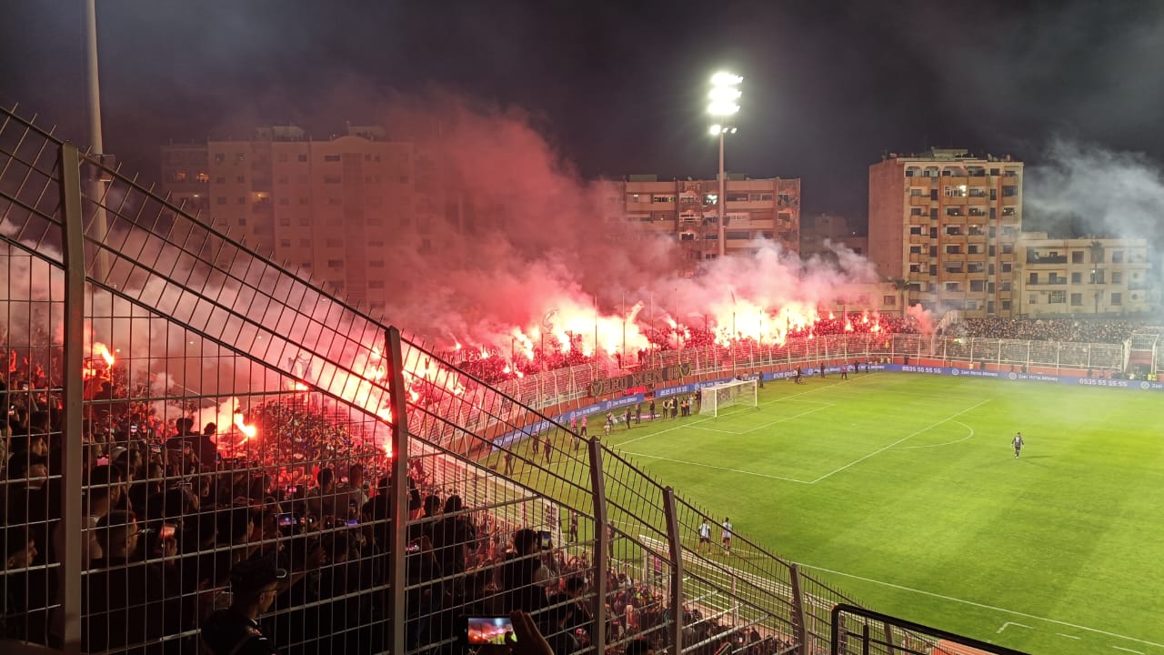 تعادل الكوديم برسم الجولة 12 أمام شباب المحمدية جاء بطعم مرارة الهزيمة. تعادل الكوديم برسم الجولة 12 أمام شباب المحمدية جاء بطعم مرارة الهزيمة.