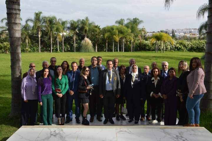 مكتب الروطاري الدولي بمكناس يقدم خدمات إنسانية لفائدة الأطفال الأيتام و أولياء الأمور في وضعية صعبة. مكتب الروطاري الدولي بمكناس يقدم خدمات إنسانية لفائدة الأطفال الأيتام و أولياء الأمور في وضعية صعبة.