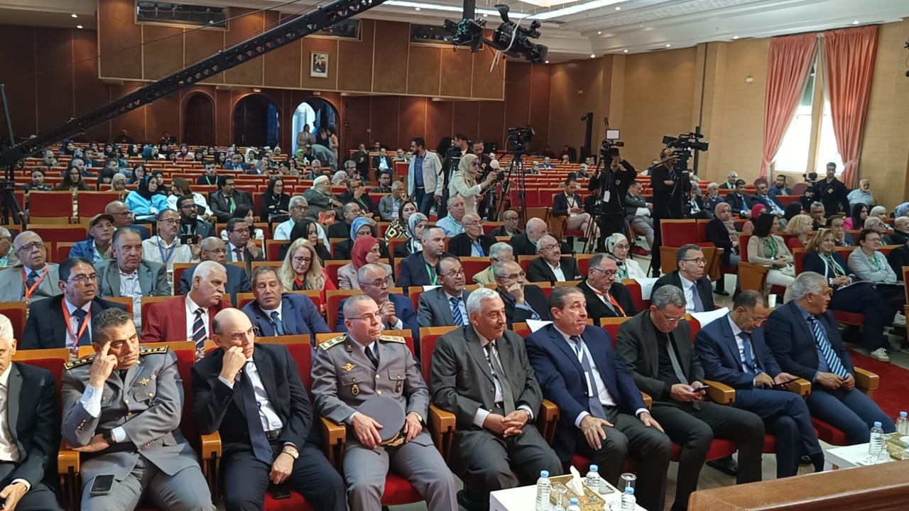 لأجل اقلاع سياحي حقيقي بالحاضرة الإسماعيلية  أشغال المنتدى الدولي للسياحة بمكناس تتواصل في دورتها السادسة   FITAM  تحت شعار : الاسثتمار والتنشيط السياحي :آفاق  الجهة.