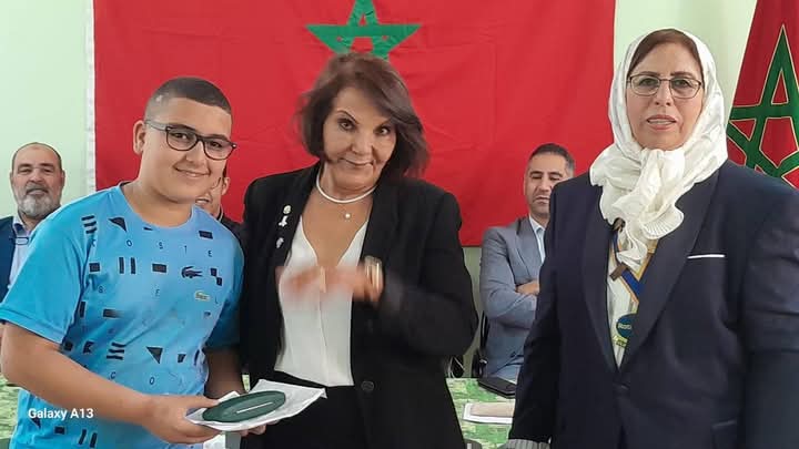 مكتب الروطاري الدولي بمكناس يقدم خدمات إنسانية لفائدة الأطفال الأيتام و أولياء الأمور في وضعية صعبة. مكتب الروطاري الدولي بمكناس يقدم خدمات إنسانية لفائدة الأطفال الأيتام و أولياء الأمور في وضعية صعبة.