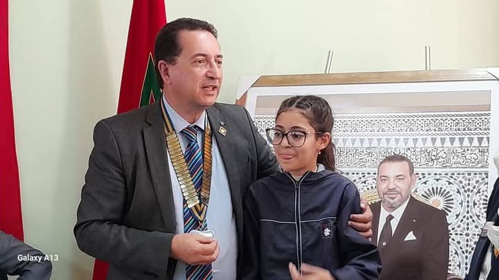 مكتب الروطاري الدولي بمكناس يقدم خدمات إنسانية لفائدة الأطفال الأيتام و أولياء الأمور في وضعية صعبة. مكتب الروطاري الدولي بمكناس يقدم خدمات إنسانية لفائدة الأطفال الأيتام و أولياء الأمور في وضعية صعبة.