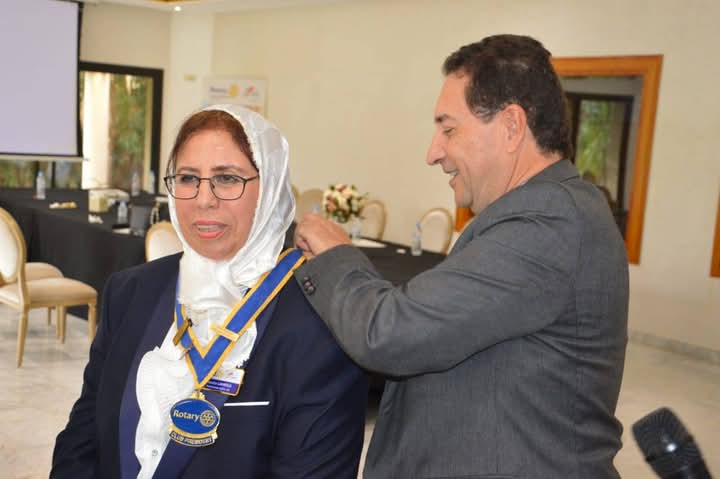 مكتب الروطاري الدولي بمكناس يقدم خدمات إنسانية لفائدة الأطفال الأيتام و أولياء الأمور في وضعية صعبة. مكتب الروطاري الدولي بمكناس يقدم خدمات إنسانية لفائدة الأطفال الأيتام و أولياء الأمور في وضعية صعبة.