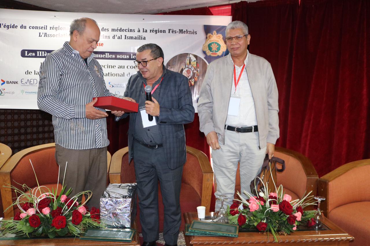 جمعية اطباء الإسماعيلية تنظم أيامها الثالثة بمكناس د.نبيل لحلو : المناسبة السنوية تؤمن العمل و التكوين المستمر لخلق دينامية متجددة في مزاولة النشاط الطبي جمعية اطباء الإسماعيلية تنظم أيامها الثالثة بمكناس د.نبيل لحلو : المناسبة السنوية تؤمن العمل و التكوين المستمر لخلق دينامية متجددة في مزاولة النشاط الطبي