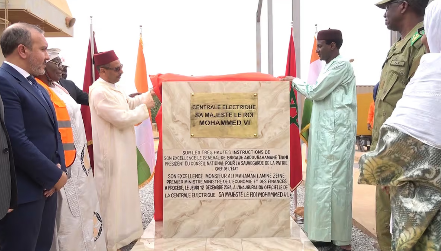 تدشين محطة توليد الكهرباء “جلالة الملك محمد السادس” بنيامي تدشين محطة توليد الكهرباء “جلالة الملك محمد السادس” بنيامي