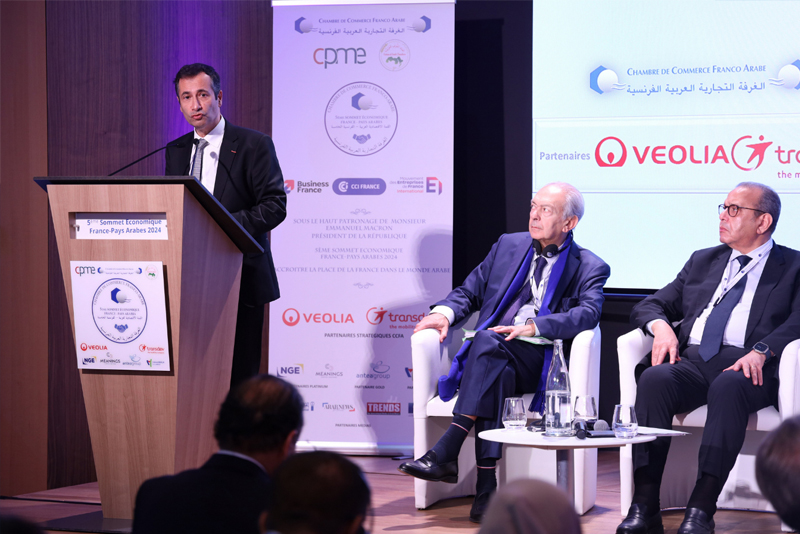 القمة الاقتصادية الفرنسية-العربية.. السيد بنشعبون يدعو إلى الاستلهام من الشراكة “الاستثنائية” بين فرنسا والمغرب القمة الاقتصادية الفرنسية-العربية.. السيد بنشعبون يدعو إلى الاستلهام من الشراكة “الاستثنائية” بين فرنسا والمغرب