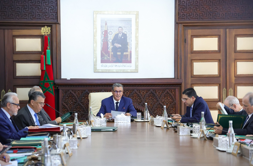 مجلس الحكومة يصادق على مشروع مرسوم بشأن النظام الأساسي الخاص بهيئة موظفي إدارة السجون وإعادة الإدماج