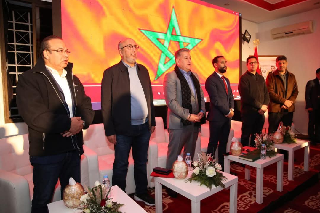 النادي المكناسي يعقد لقاءً تواصليًا لمناقشة أوضاعه الراهنة النادي المكناسي يعقد لقاءً تواصليًا لمناقشة أوضاعه الراهنة