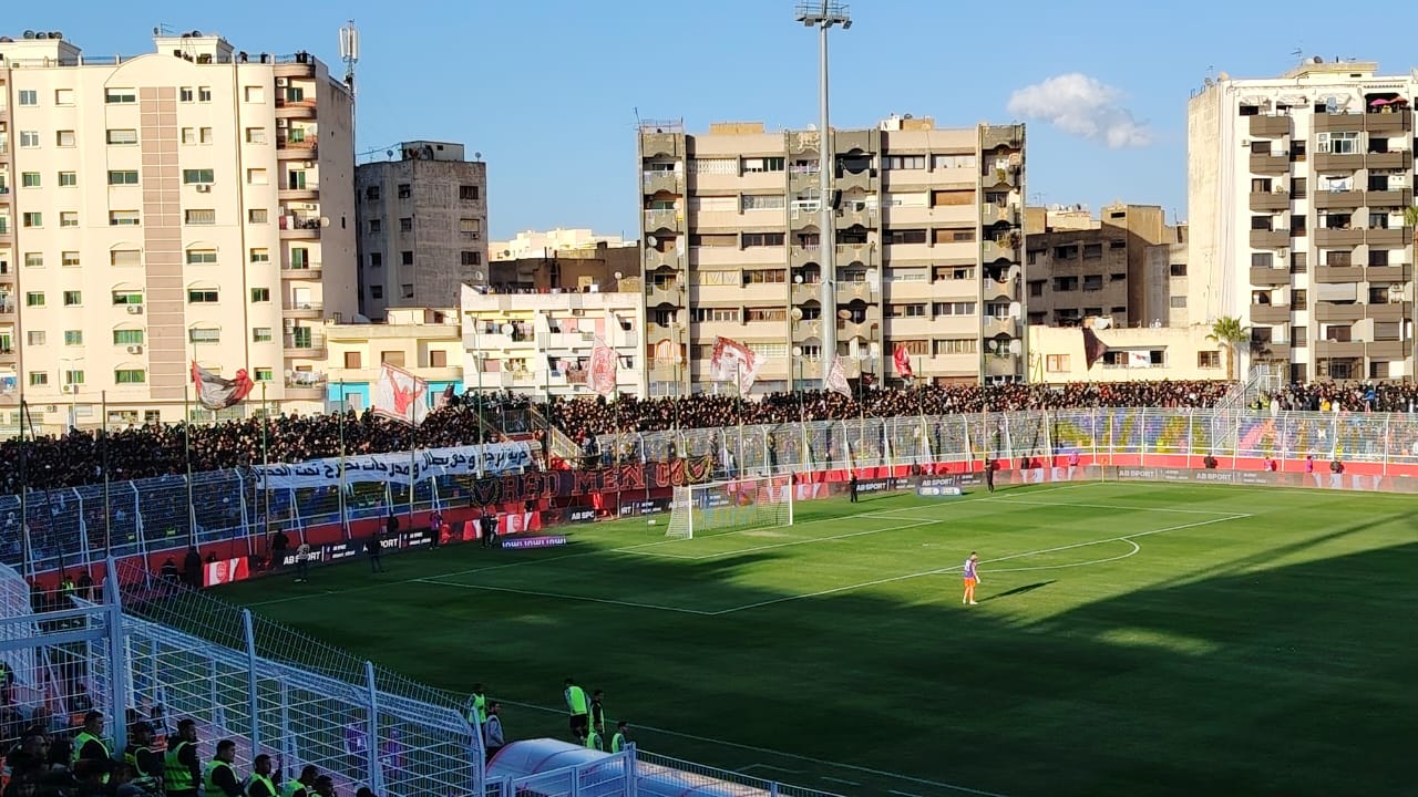 مباراة هتشكوكية الأطوار جمعت بين الكوديم والجيش الملكي. مباراة هتشكوكية الأطوار جمعت بين الكوديم والجيش الملكي.