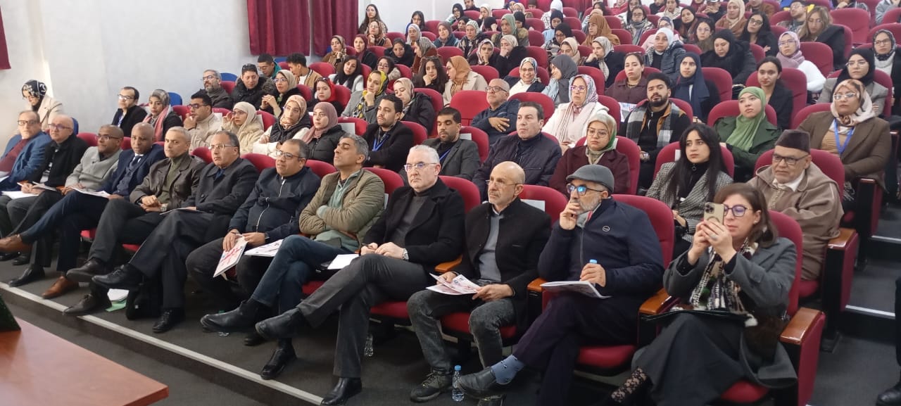 يوم دراسي نظمته الجمعية الإسماعيلية للتكوين والبحث العلمي اخصائيون وخبراء يكشفون بمكناس عن مستجدات علاج السرطان يوم دراسي نظمته الجمعية الإسماعيلية للتكوين والبحث العلمي اخصائيون وخبراء يكشفون بمكناس عن مستجدات علاج السرطان