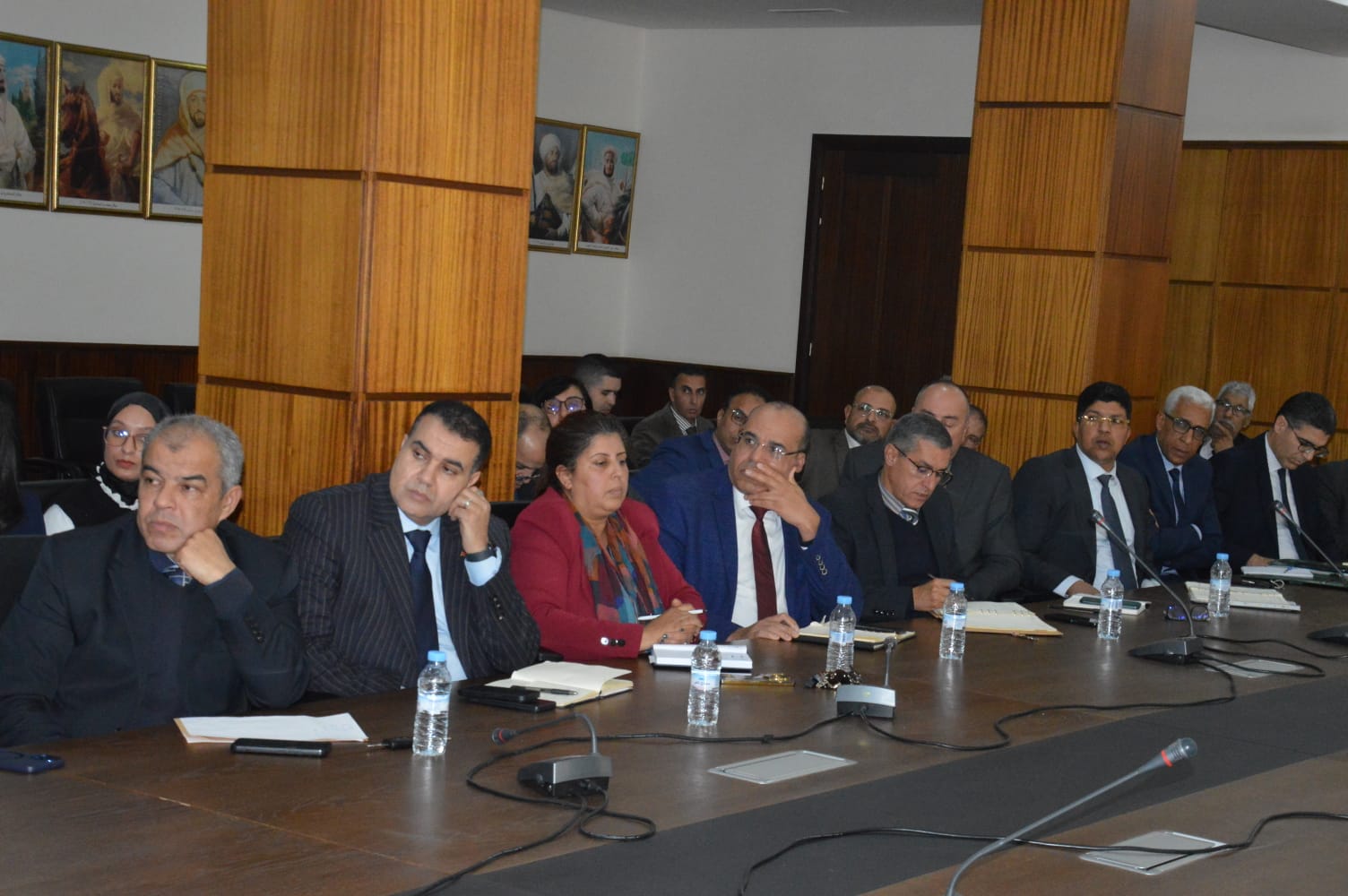 عامل عمالة مكناس السيد عبدالغني الصبار يعقد اجتماعا موسعا مع رؤساء المصالح استعدادا لرمضان المبارك (بلاغ صحفي) عامل عمالة مكناس السيد عبدالغني الصبار يعقد اجتماعا موسعا مع رؤساء المصالح استعدادا لرمضان المبارك (بلاغ صحفي)