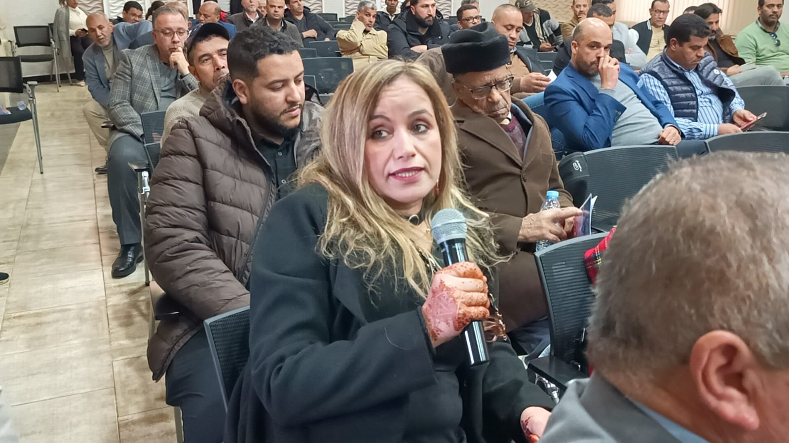 أرباب قاعات الحفلات يلتئمون بمكناس في لقائهم التواصلي الخامس ويطالبون بوضع إطار قانوني لعملهم كقطاع قائم الذات أرباب قاعات الحفلات يلتئمون بمكناس في لقائهم التواصلي الخامس ويطالبون بوضع إطار قانوني لعملهم كقطاع قائم الذات