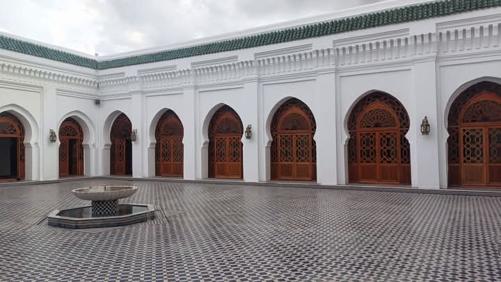 إعادة فتح المسجد الأعظم يبعث السعادة والارتياح لدى ساكنة المدينة العتيقة بمكناس