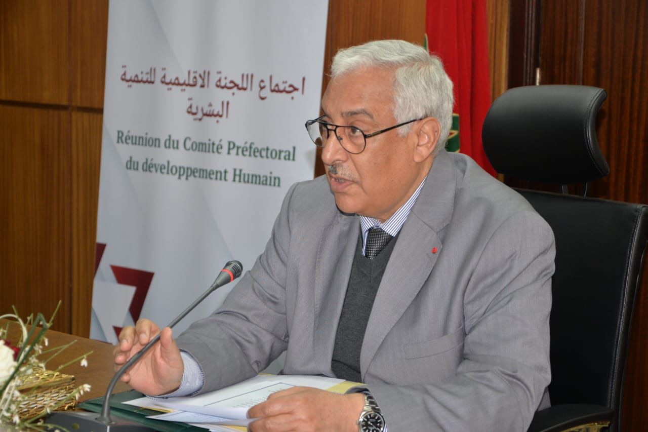 في إطار المخطط الإقليمي للتنمية البشرية بعمالة مكناس المصادقة على 33 مشروعا لفائدة  13508  مستفيدا و مستفيدة بغلاف مالي حدد في  18,5مليون درهم