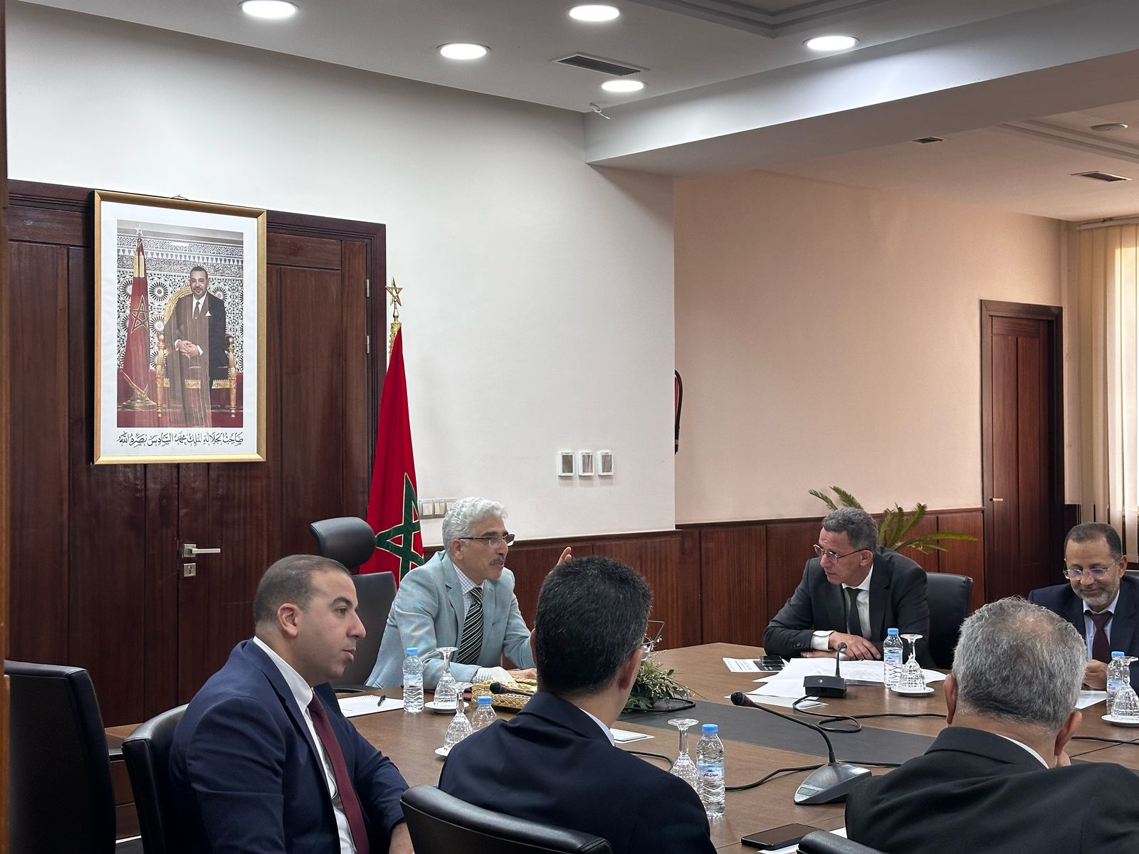 في إطار المخطط الإقليمي للتنمية البشرية بعمالة مكناس المصادقة على 33 مشروعا لفائدة  13508  مستفيدا و مستفيدة بغلاف مالي حدد في  18,5مليون درهم