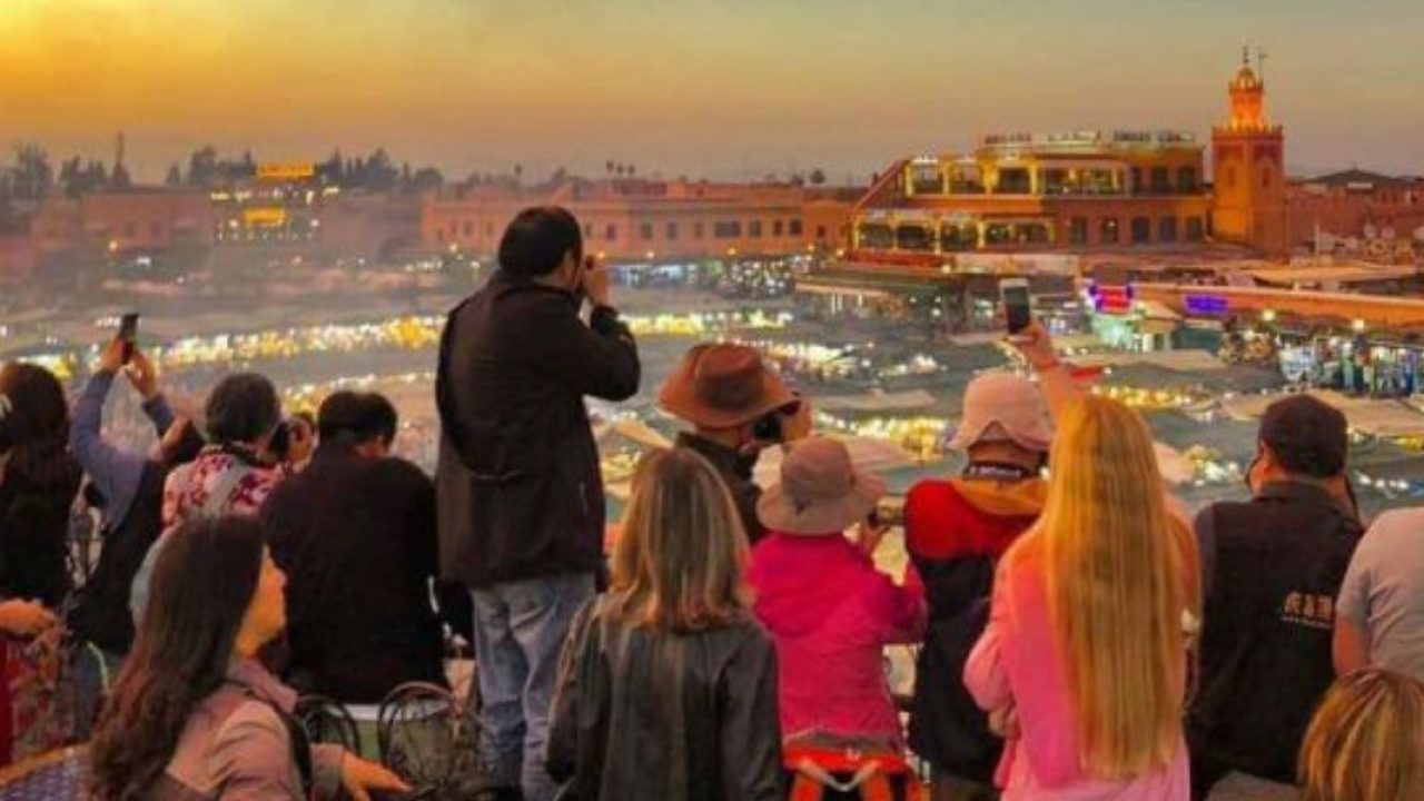 المغرب يستقبل نحو 2,7 مليون سائح عند متم فبراير (وزارة)