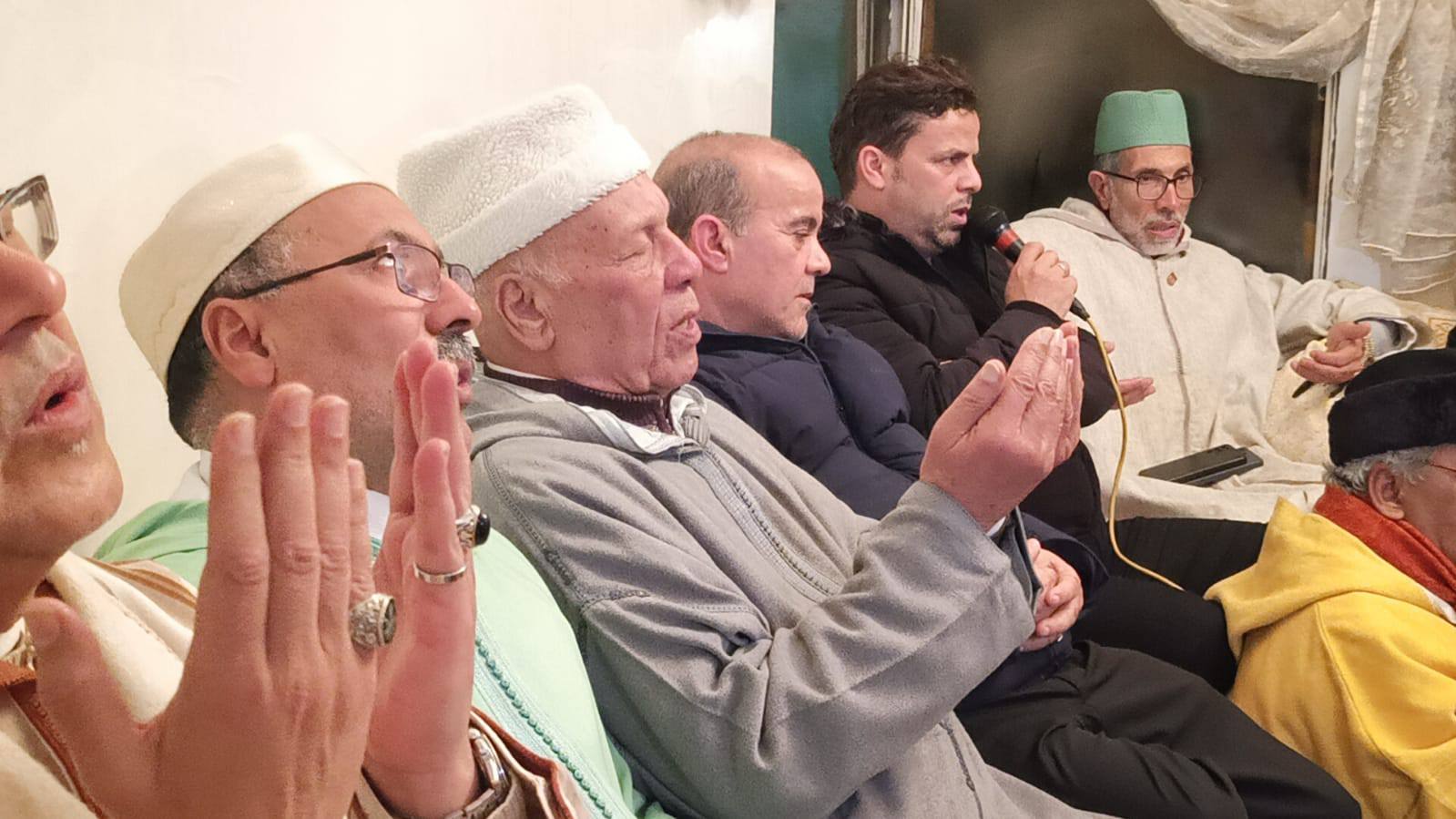 جمعية روح التراث الصوفي للمديح والسماع بمكناس تنظم الدورة السابعة من ملتقى مولاي أحمد الموقيت الشبيهي جمعية روح التراث الصوفي للمديح والسماع بمكناس تنظم الدورة السابعة من ملتقى مولاي أحمد الموقيت الشبيهي