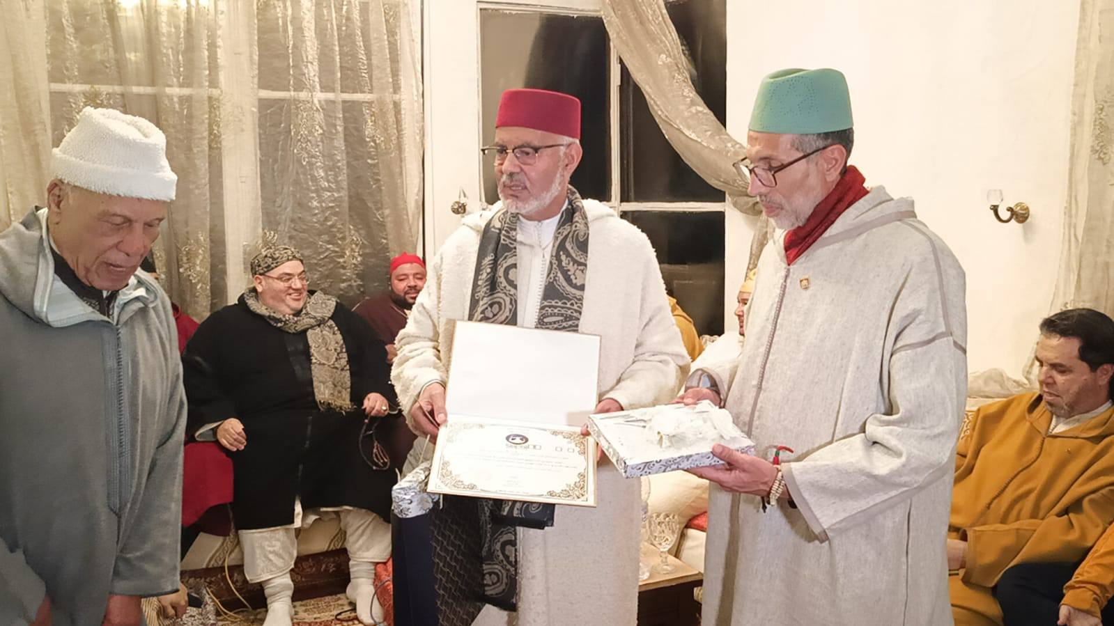 جمعية روح التراث الصوفي للمديح والسماع بمكناس تنظم الدورة السابعة من ملتقى مولاي أحمد الموقيت الشبيهي جمعية روح التراث الصوفي للمديح والسماع بمكناس تنظم الدورة السابعة من ملتقى مولاي أحمد الموقيت الشبيهي