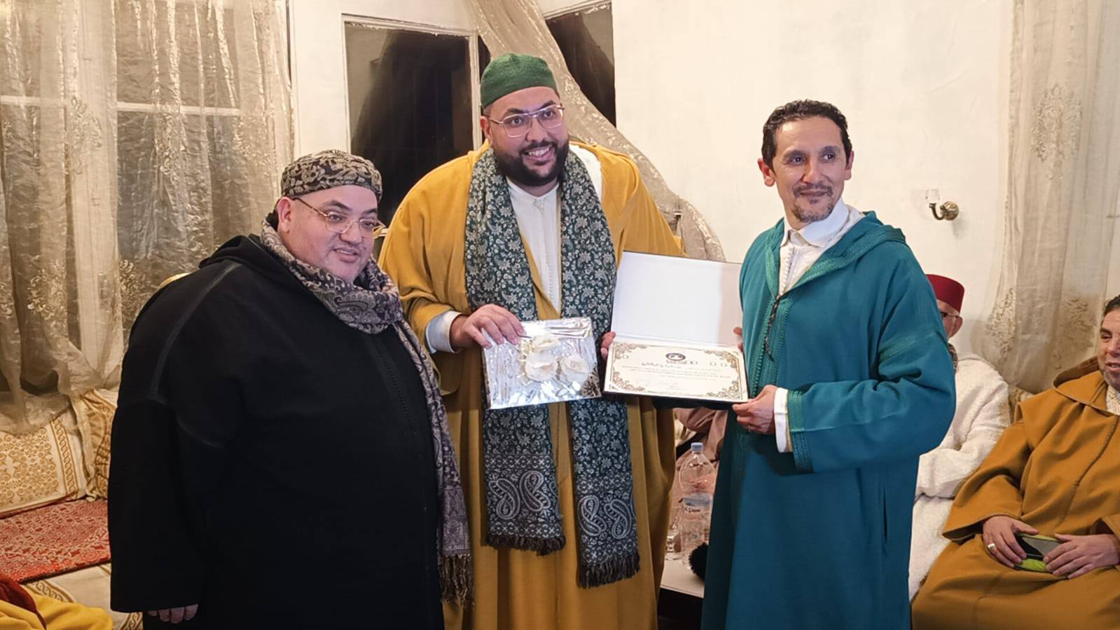 جمعية روح التراث الصوفي للمديح والسماع بمكناس تنظم الدورة السابعة من ملتقى مولاي أحمد الموقيت الشبيهي جمعية روح التراث الصوفي للمديح والسماع بمكناس تنظم الدورة السابعة من ملتقى مولاي أحمد الموقيت الشبيهي