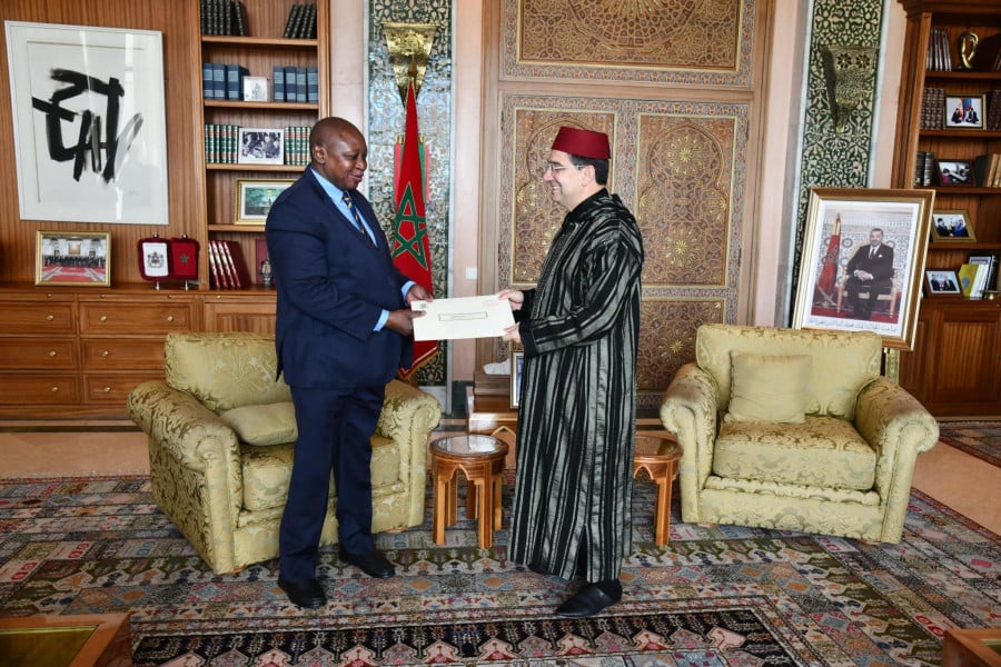 السيد بوريطة يستقبل المبعوث الخاص للرئيس الزامبي حاملا رسالة خطية إلى جلالة الملك