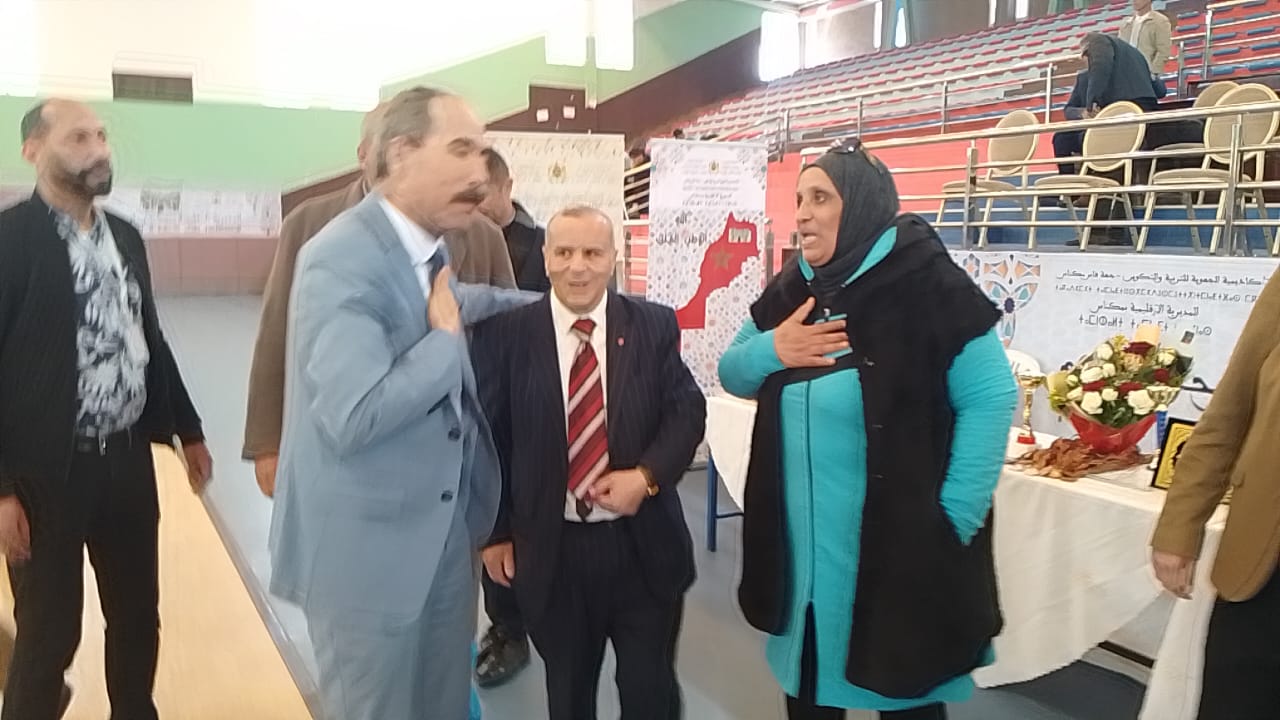 الفيدرالية الإقليمية لجمعيات الآباء و الأمهات وأولياء الامور بمكناس تنظم دوري ذ.محبوب المهدي. الفيدرالية الإقليمية لجمعيات الآباء و الأمهات وأولياء الامور بمكناس تنظم دوري ذ.محبوب المهدي.