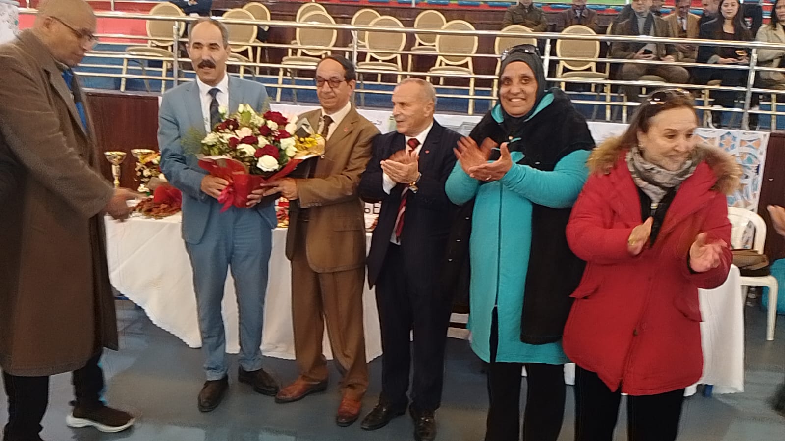 الفيدرالية الإقليمية لجمعيات الآباء و الأمهات وأولياء الامور بمكناس تنظم دوري ذ.محبوب المهدي. الفيدرالية الإقليمية لجمعيات الآباء و الأمهات وأولياء الامور بمكناس تنظم دوري ذ.محبوب المهدي.