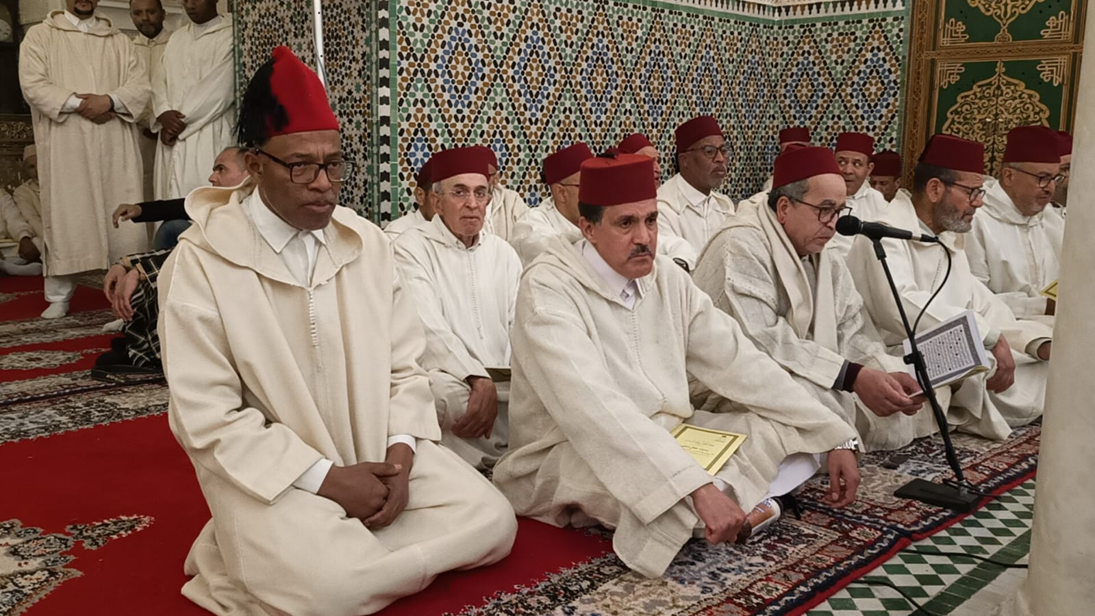 عامل عمالة مكناس يحيي حفل ديني كبير بمكناس ترحما على سلاطين وملوك الدولة العلوية الشريفة عامل عمالة مكناس يحيي حفل ديني كبير بمكناس ترحما على سلاطين وملوك الدولة العلوية الشريفة