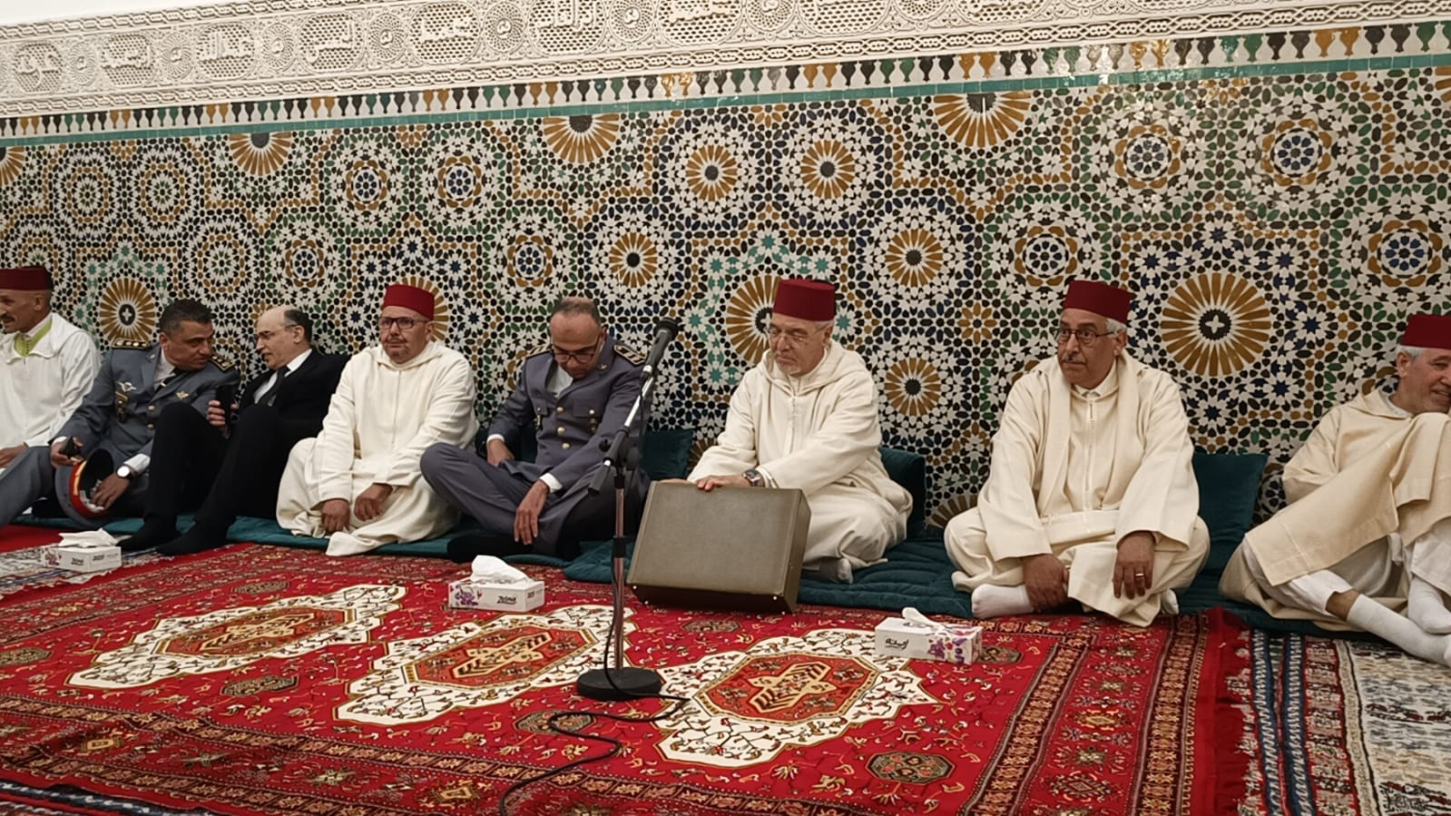 عامل عمالة مكناس يحيي حفل ديني كبير بمكناس ترحما على سلاطين وملوك الدولة العلوية الشريفة عامل عمالة مكناس يحيي حفل ديني كبير بمكناس ترحما على سلاطين وملوك الدولة العلوية الشريفة